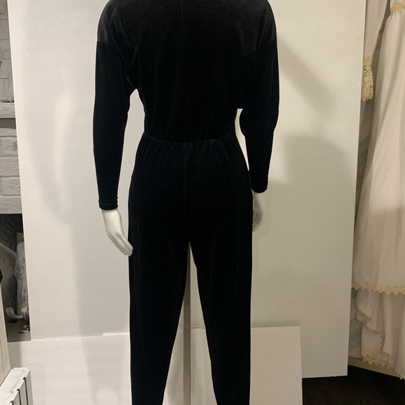 Vintage Classics Debenhams black velour play suit with stir-ups. - Picture 9 of 10